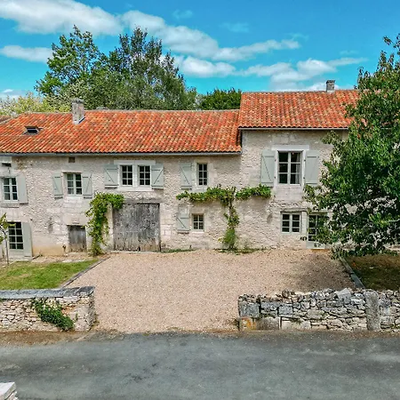 La Grange Blanche Villa